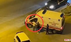 Trafikte gergin anlar: Ambulansın camına yumruk atıp “beni tanıyor musun?” diye bağırdı