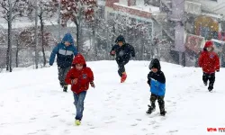 Yoğun kar yağışı nedeniyle 35 ilde eğitime ara verildi