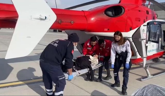 Kalp Hastası 19 Yaşındaki Genç Kadın İçin Ambulans Helikopter Havalandı