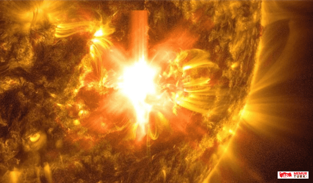 NASA Güneş'in patlama anı olan fotoğraf yayınladı.